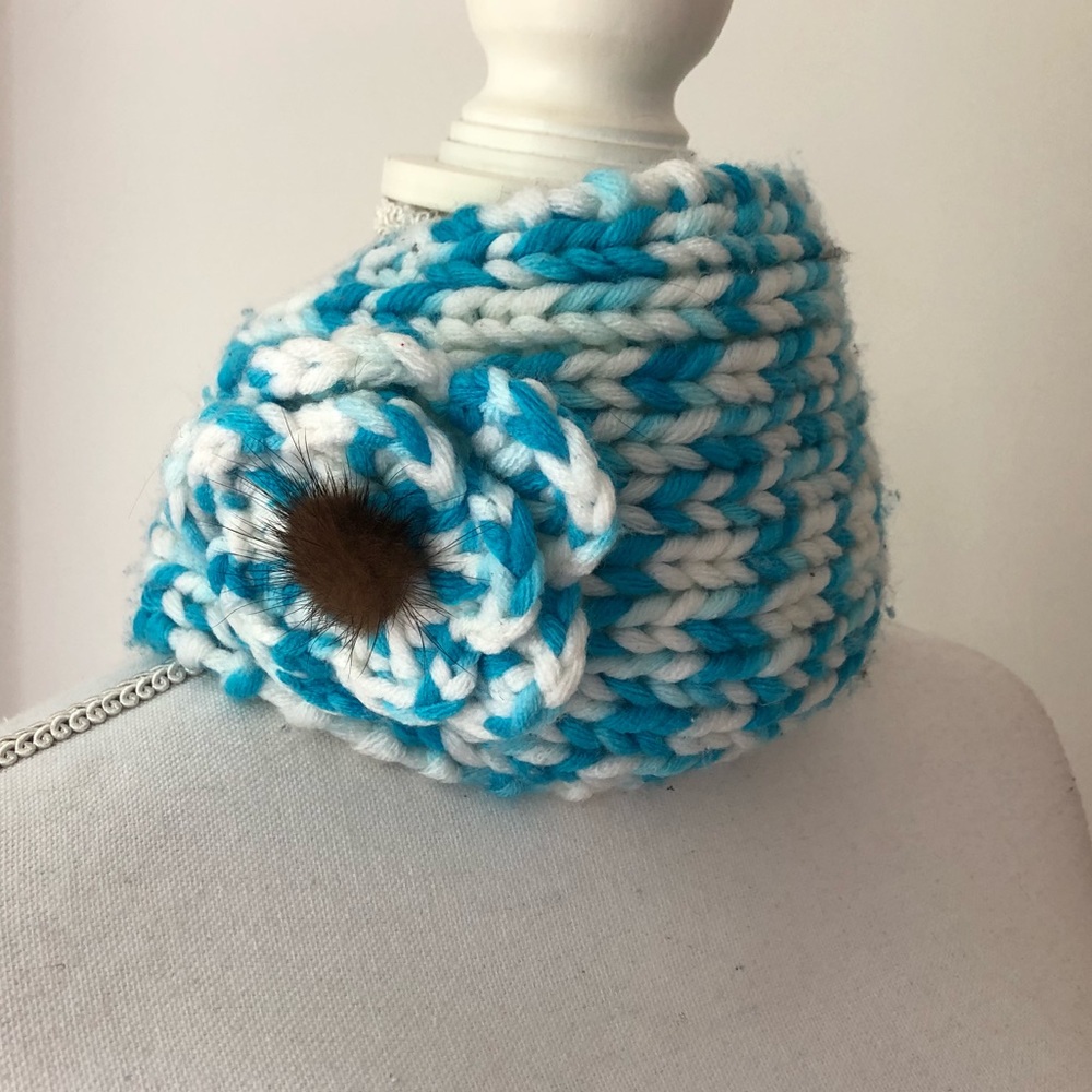 2/$5 Blue & White Knit Head Scarf FINAL PRICE